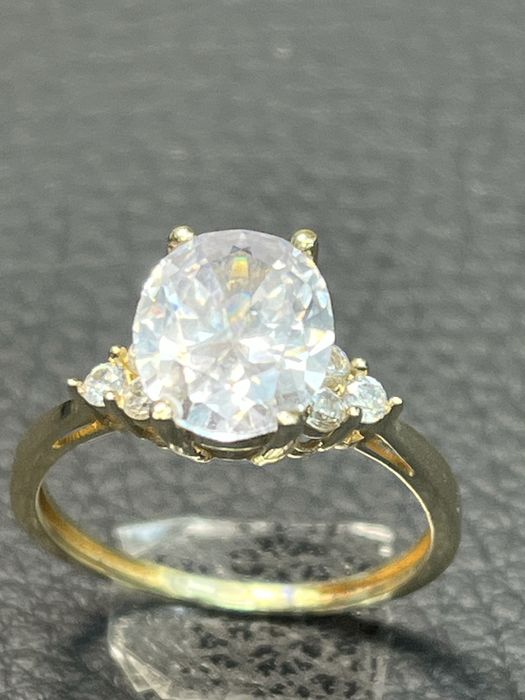 Златен пръстен венчална халка кубичен циркон ЧИСТО НОВ gold zlato halk