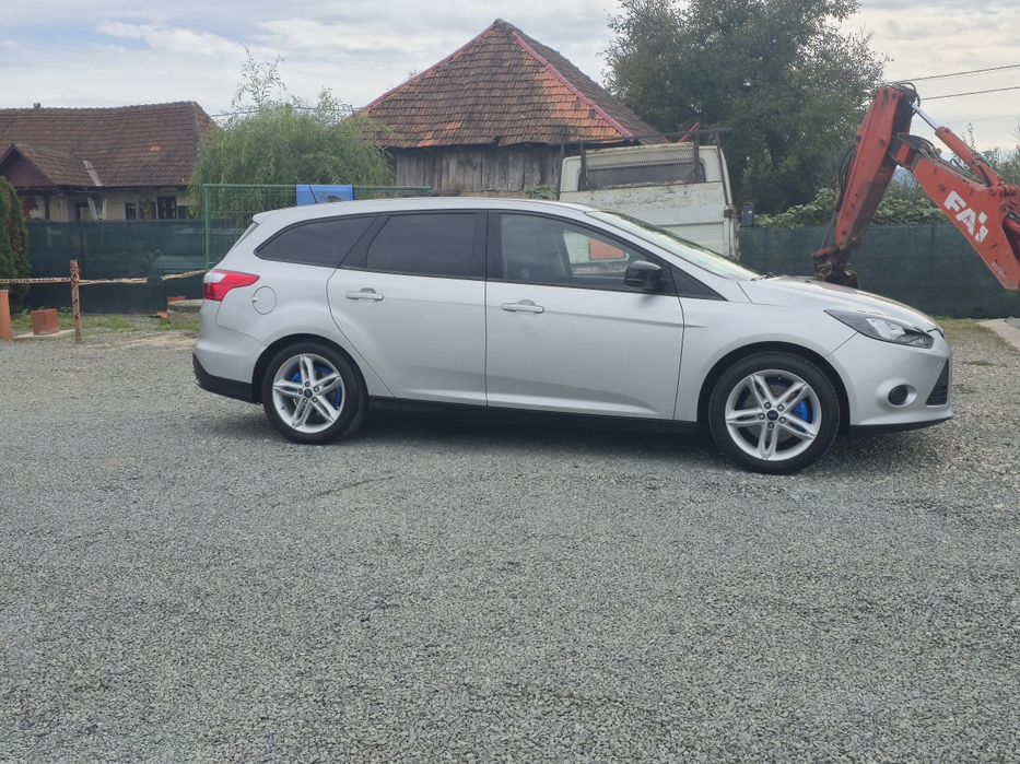 Vând ford focus mk3 2014.2.0 140cp