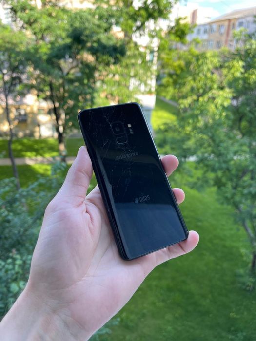 • Samsung  S9 DUOS • functional • piese dezmembrari
