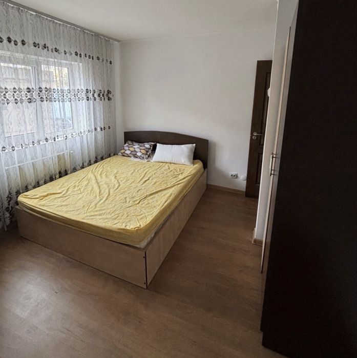 Vand/Inchiriez apartament 4 camere