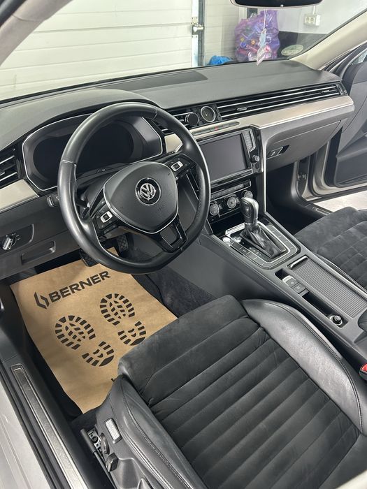 Vand Volkswagen Pasat B8 Pachet R line