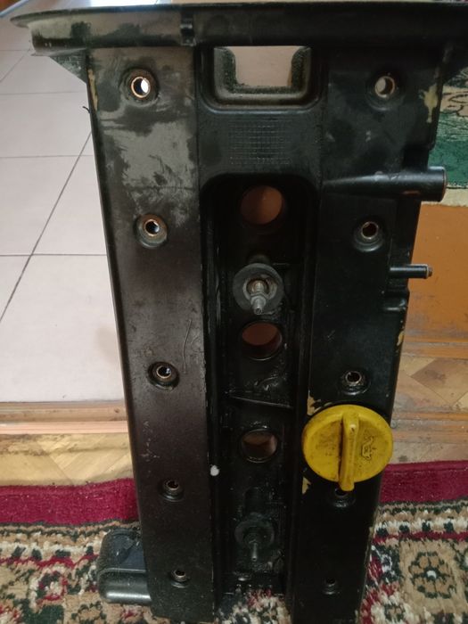 Продам крышку клапанов от мотора каптивы 1