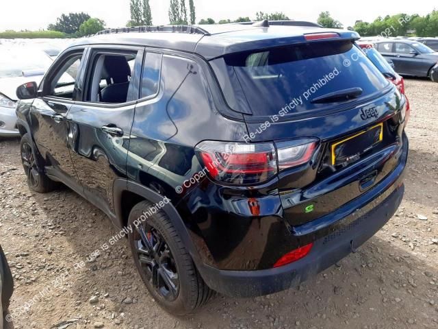 Dezmembrez Jeep Compass 2 facelift