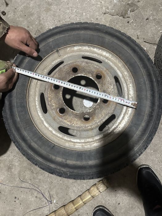 Продам запаска в хорошом состояние