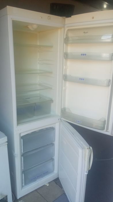 Продам холодильник