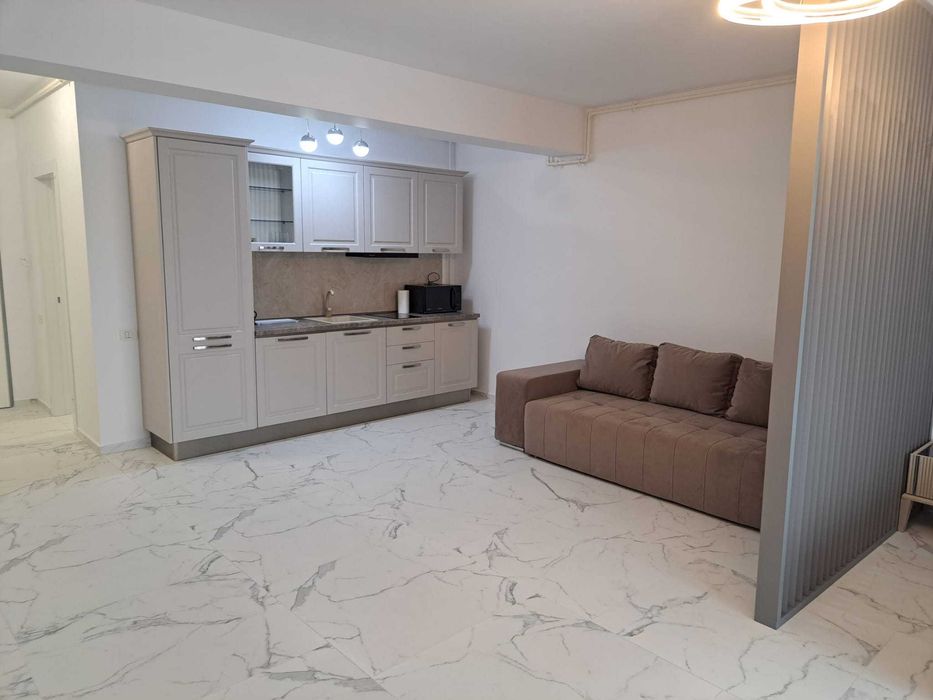 STUDIO , LUXURY! Vedere catre mare si lac!!!