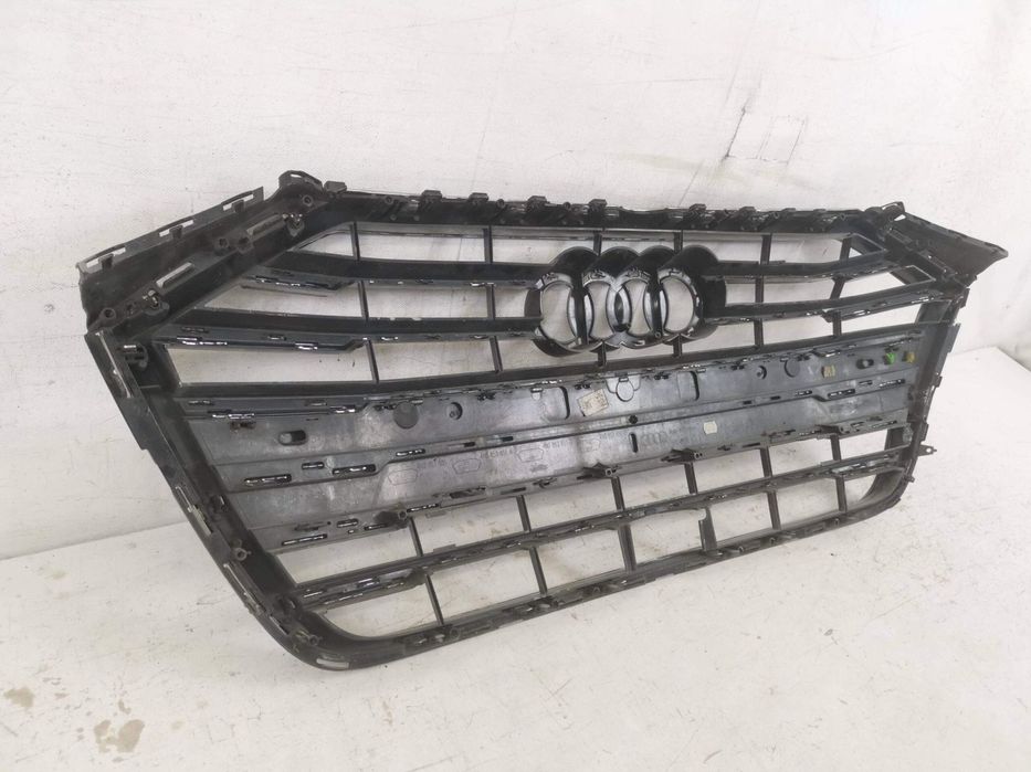 Grila Radiator Audi A8 D5 2017 2018 2019 2020 Originala Avariata