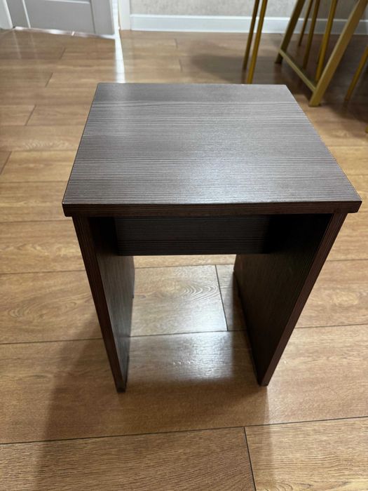 Кухонный стол продам