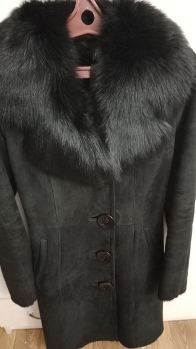 Зимние вещи продаются