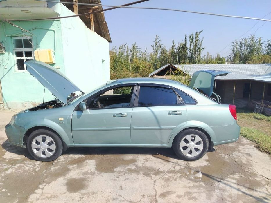 Daewoo 2006 ласетти