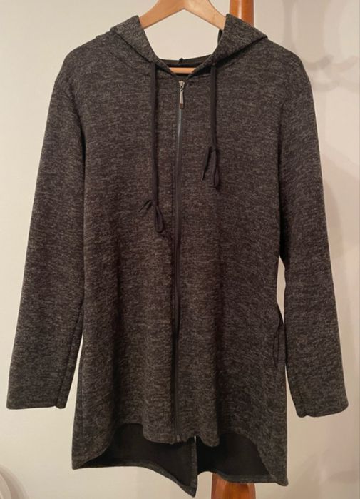 Bluză tip cardigan cu glugă și fermoar - casual și confortabilă