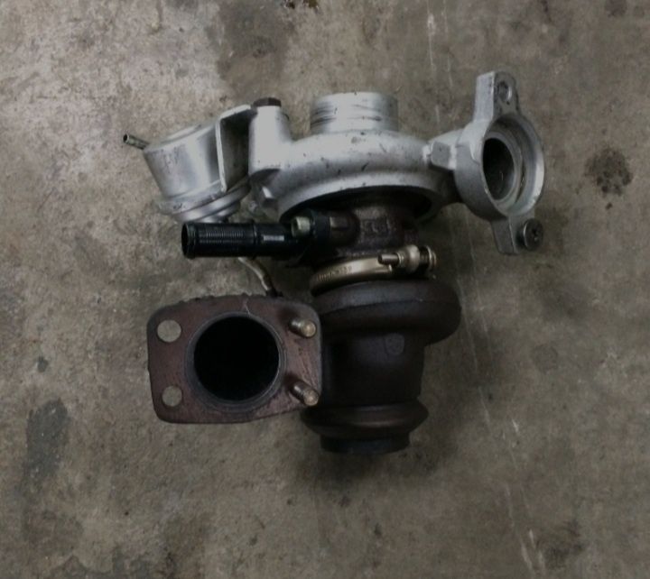 Turbina 1.6hdi/tdci 9HX 90cp Focus 2/C-Max/Berlingo/Citroen/Peugeot
