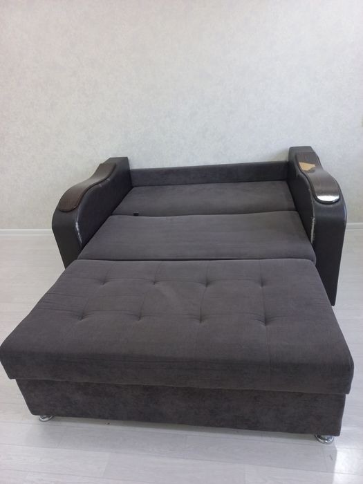 Продам диван в хорошем сост