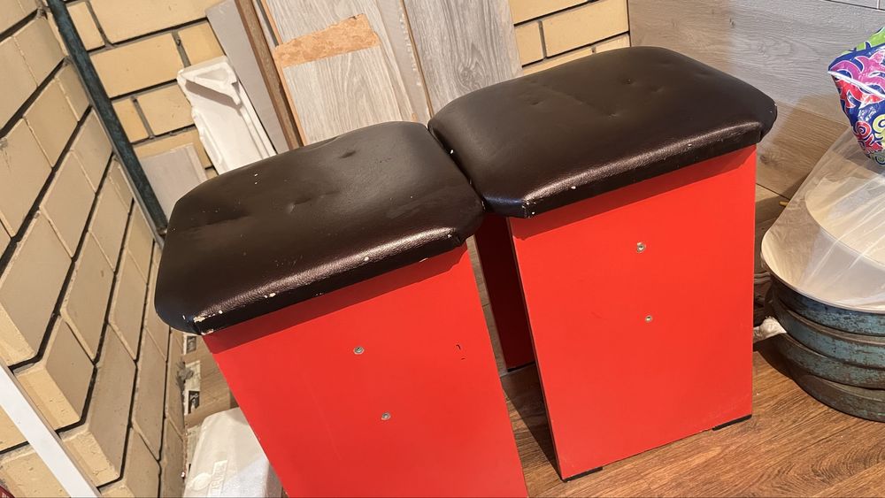 Продам стол со стульями