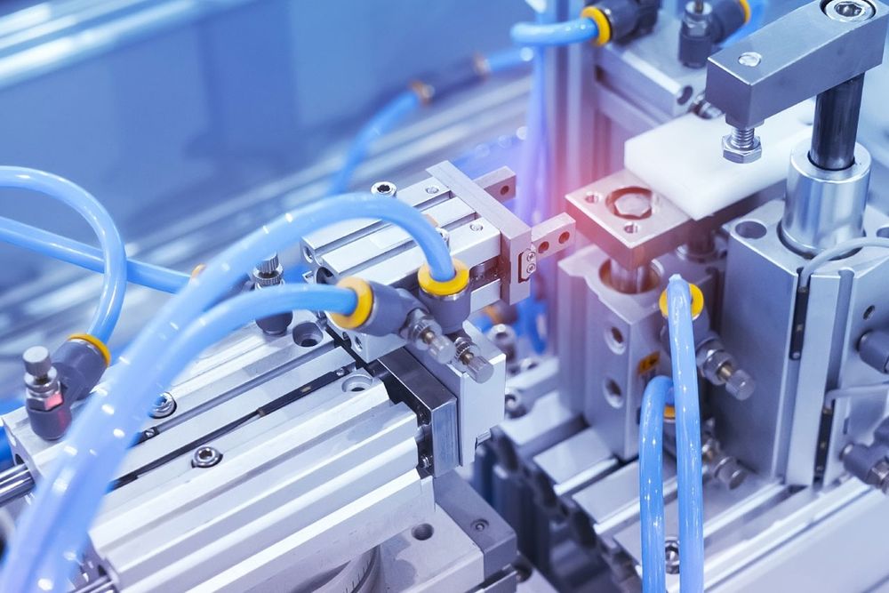 Пневмоцилиндр распределитель датчик сближения