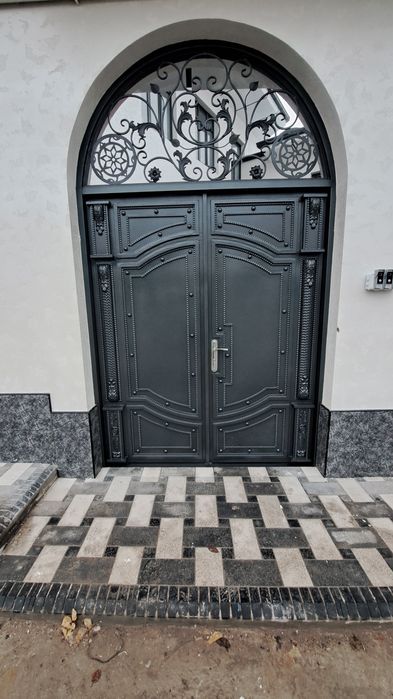 Naves kazirok va darvoza remont  kraska , ремонт.