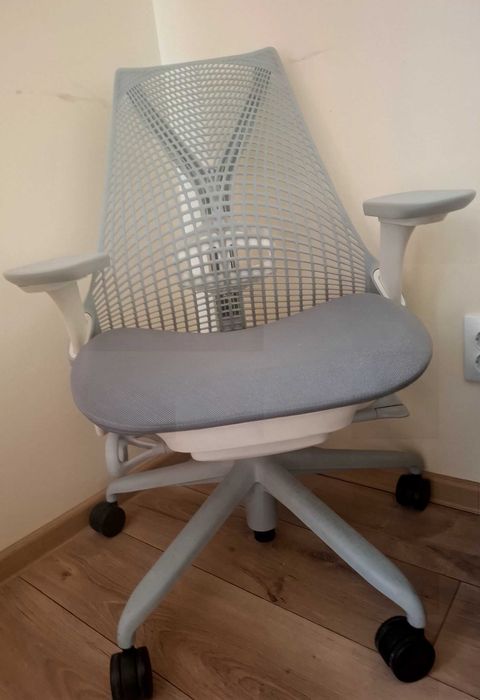 Scaun rotativ de birou