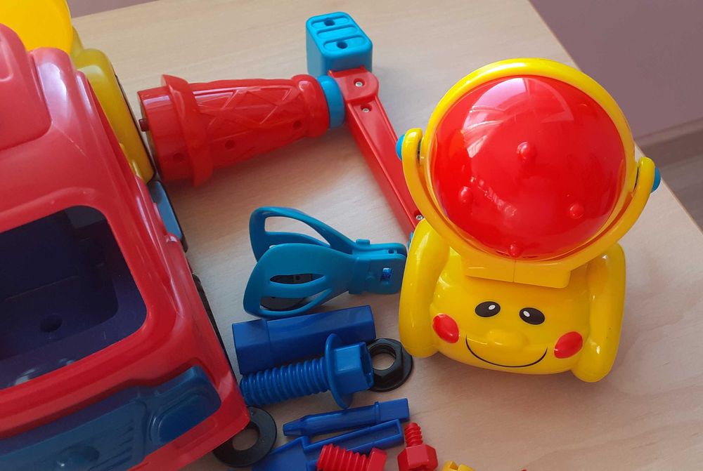 Детско камионче бетоновоз