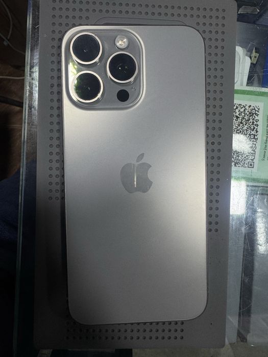 iphone 15 pro max chotki sastayana