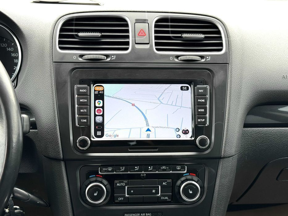Navigatie 2GB VW Amarok Caddy Jetta Eos Scirocco Sharan Golf Carplay