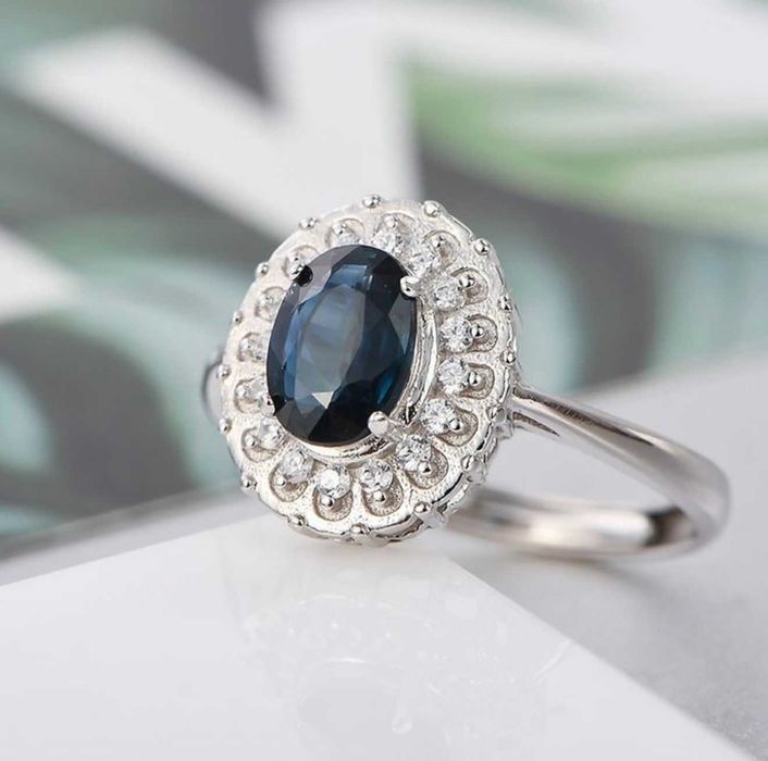 Set: Inel argint 925 placat cu platina, Safir + Colier argint 925 placat cu platina, Pandantiv Safir