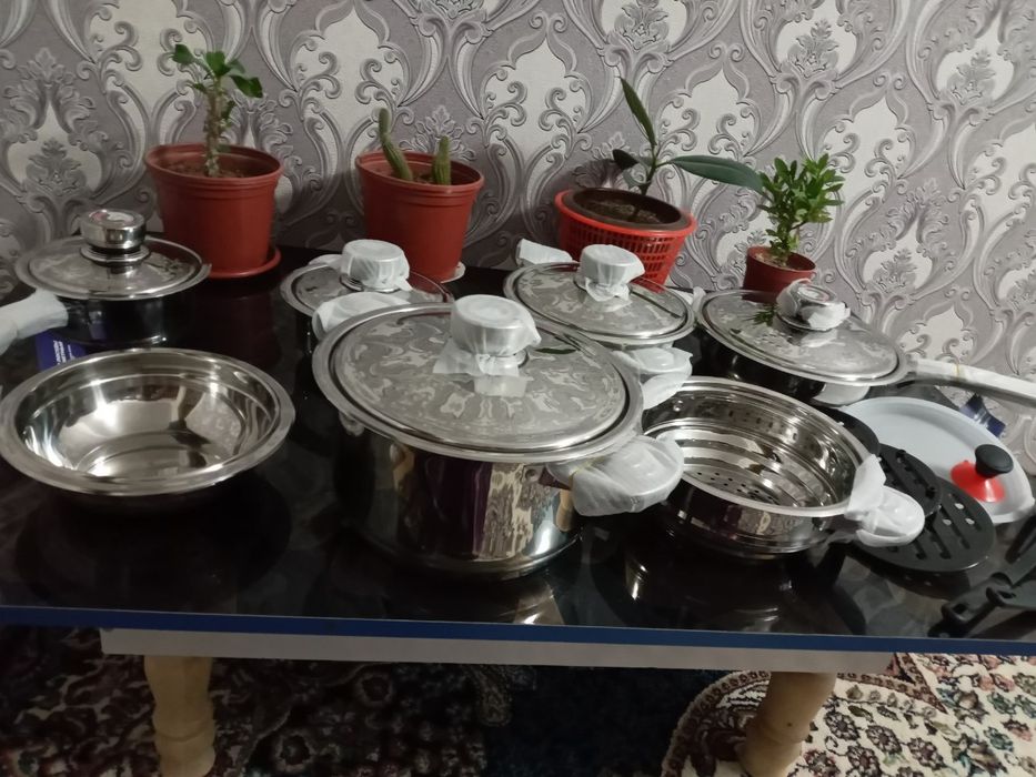 Nabor idishlar nerjavika yap yangi ishlatilmagan 2 karopka bor