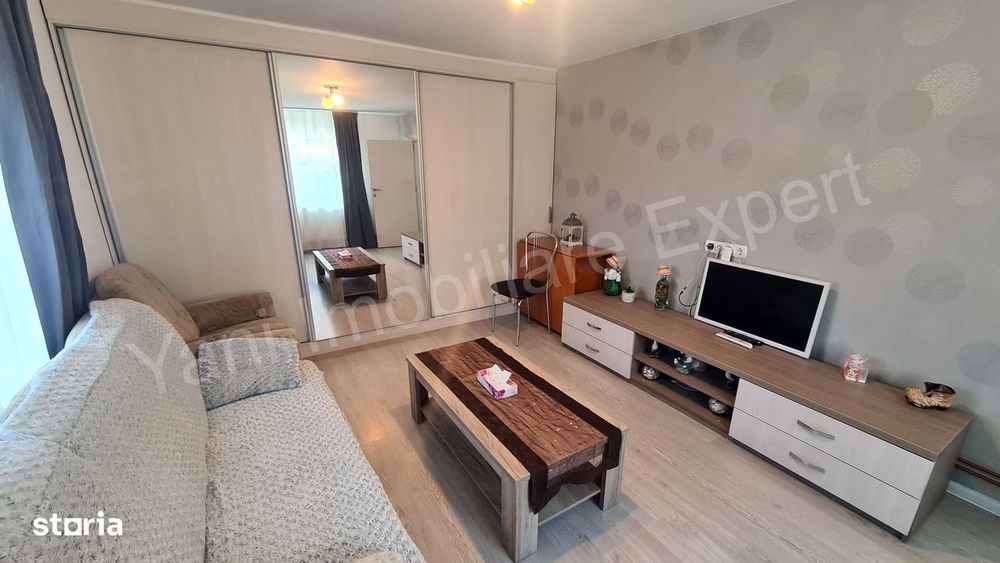 Casă de vânzare în comuna Albeștii de Argeș, județ Argeș.
