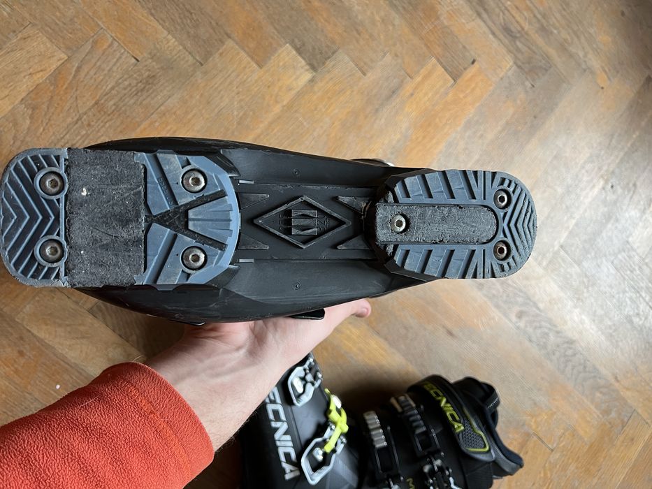 Vând clapari Tecnica Mach 1 xr 100 27 / 27.5