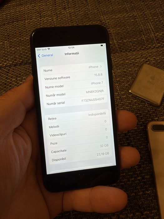 iPhone 7 – 32GB – baterie 100% – impecabil