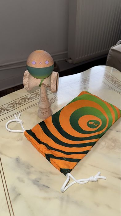 ET pro model Kendama  Lotus v2 matte