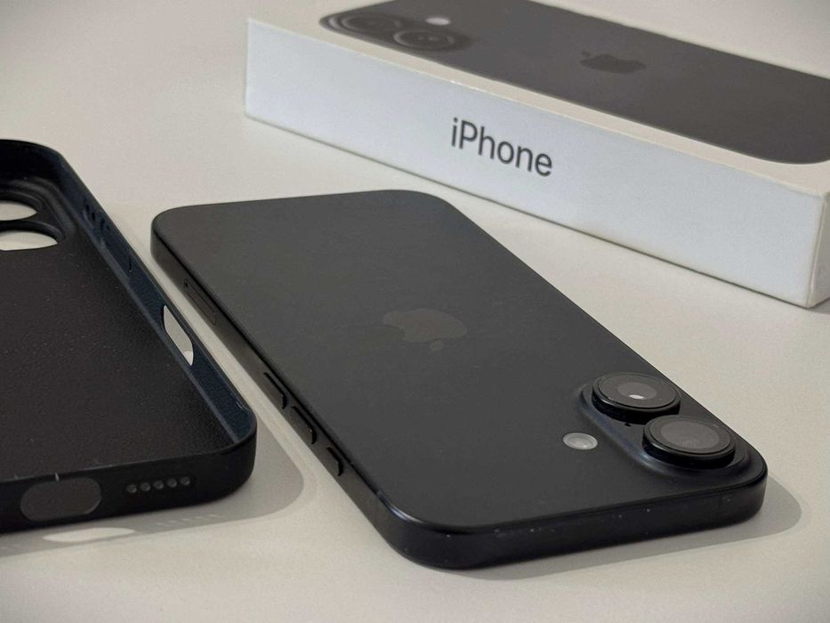 Бартер! iPhone 16 Black (Черен) 90% Батерия