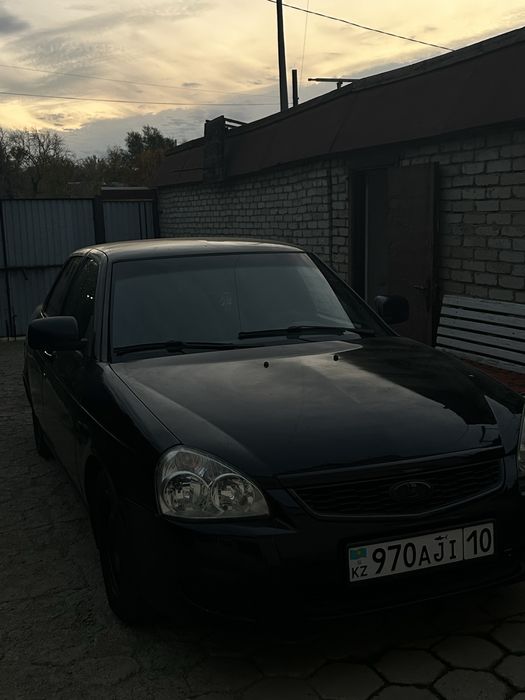Продам Приора 2009 год