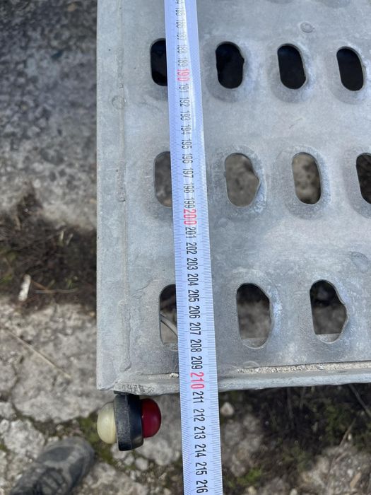 Двойна платфорва за автомобили