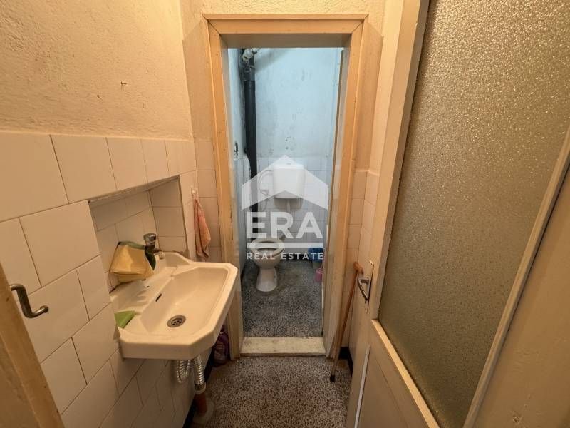 Продава се Четиристаен апартамент в Силистра, Център - 110 кв.м за 529 €/кв.м - Снимка #6