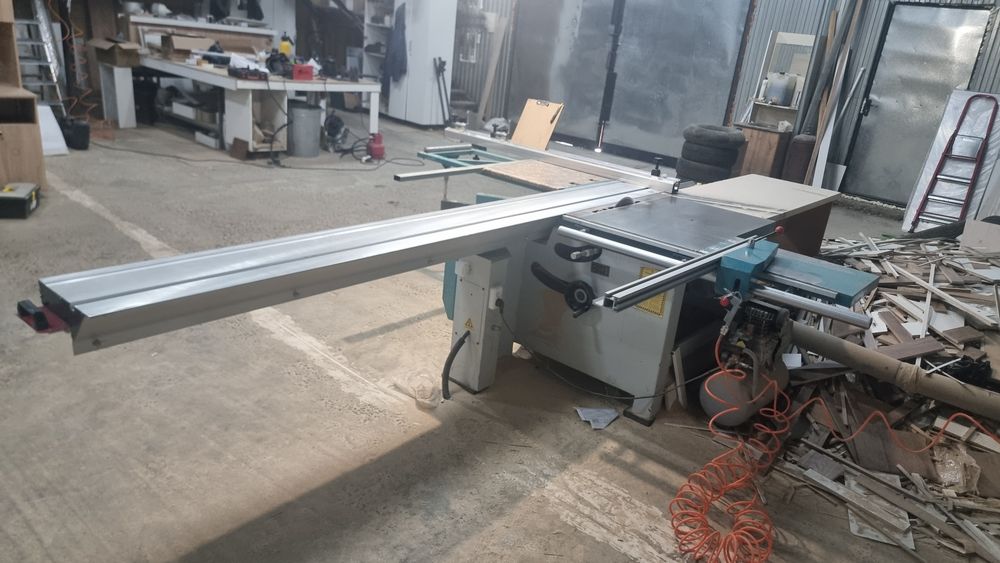 Продам форматно-раскроечный станок