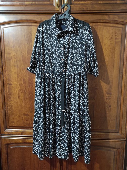 Платия хорошым состояние пару раз одеваль размер 48