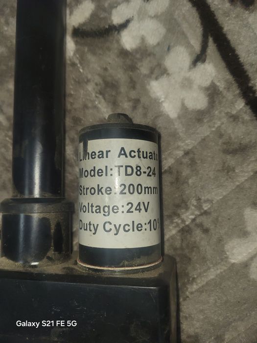 Actuator liniar electric 24V - 200mm - NOU