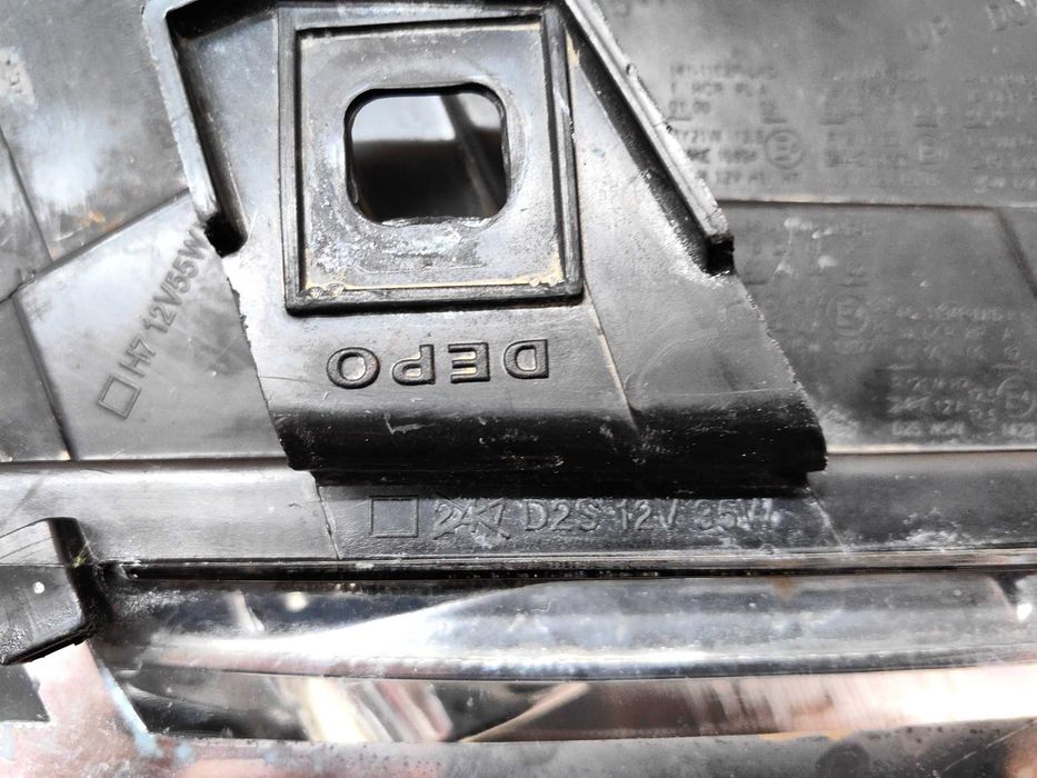 Фар  Audi A6 C5  Ауди А6 Ц5