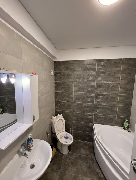 Apartament ultracentral decomandat in Regim Hotelier