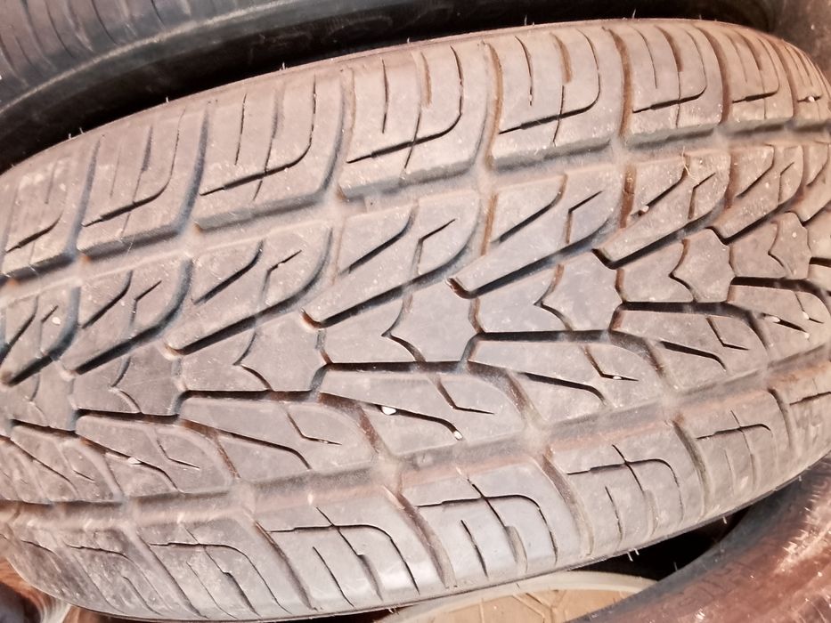 Продам срочно покрышки
