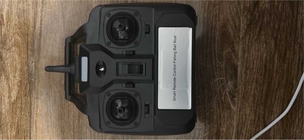 Vand barcuta pescuit noua