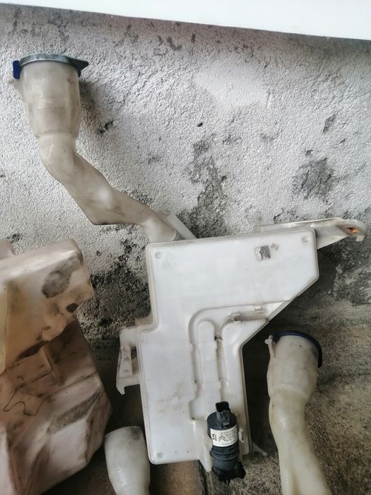 Казанче течност чистачки за Пежо-407