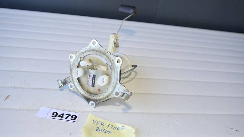 Honda VFR1200F 2012+ Pompa de benzina