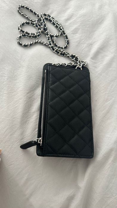 Geanta pentru telefon Chanel