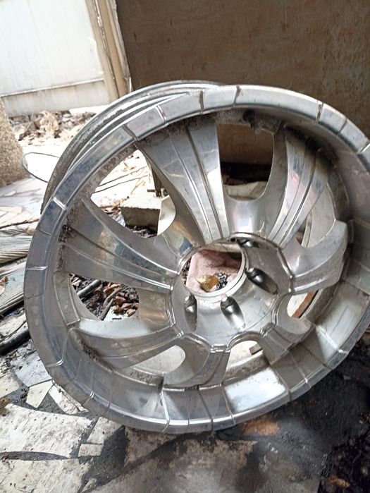 Продам три диска хромированных