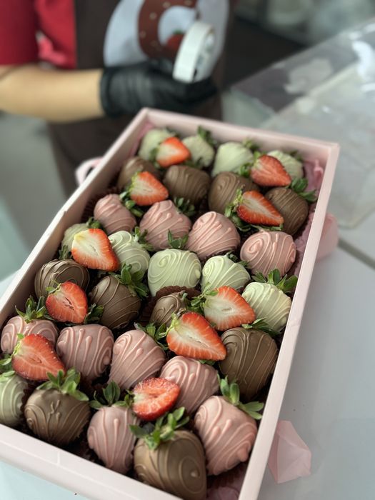 Клубника в шоколада В городе Шымкент