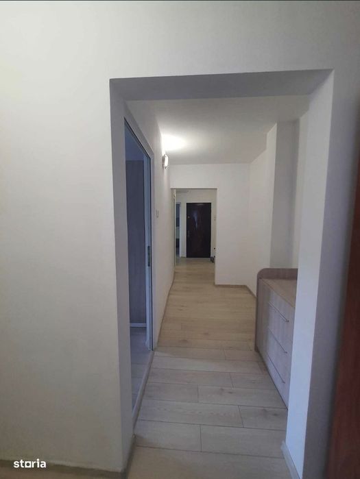 Nicolina Prima Inchirere 3 camere decomandate 2 bai Renovat