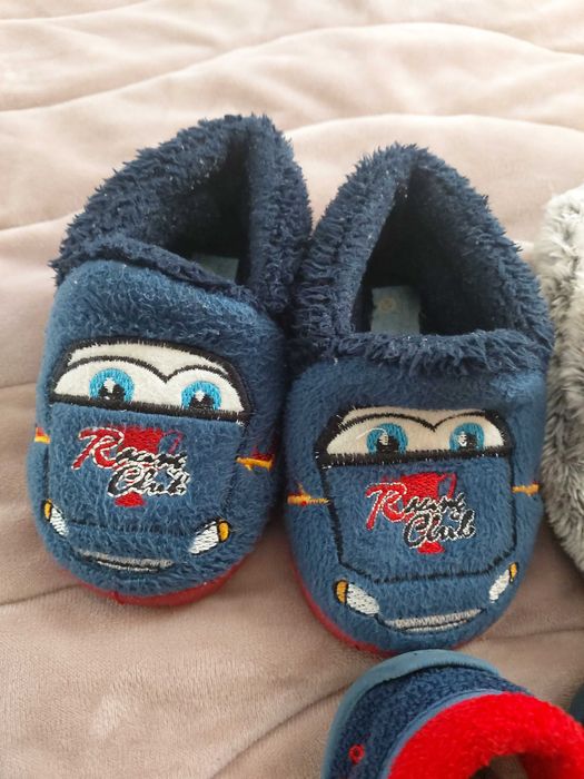 Детски пантофи номер 20,22,24-25