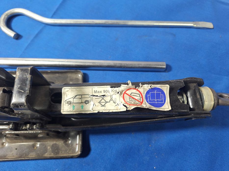 CRIC AUTO - Oem Fiat Alfa Romeo 156 Stilo