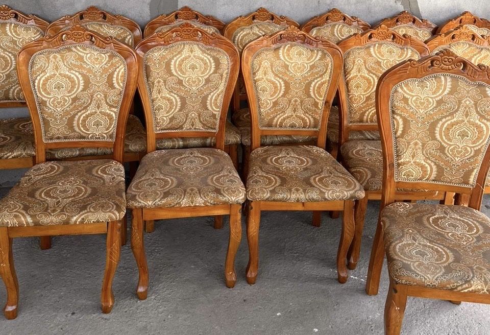 Продаю качественные стулья